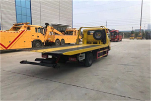 夹江非事故拖车