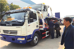 夹江汽车道路救援拖车价格